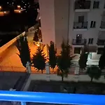 Miami * Golem (Tirana)