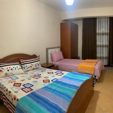 Miami Apartamento Golem (Tirana)