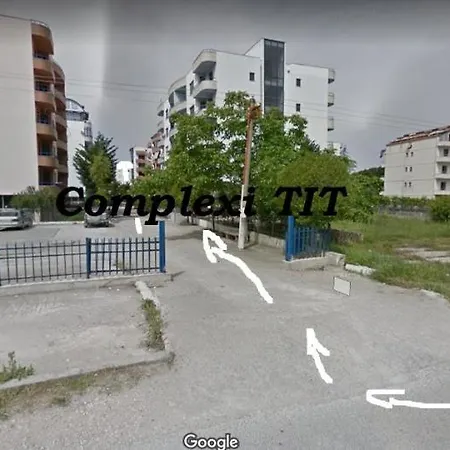 Miami Golem (Tirana)