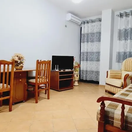 Miami Golem (Tirana)