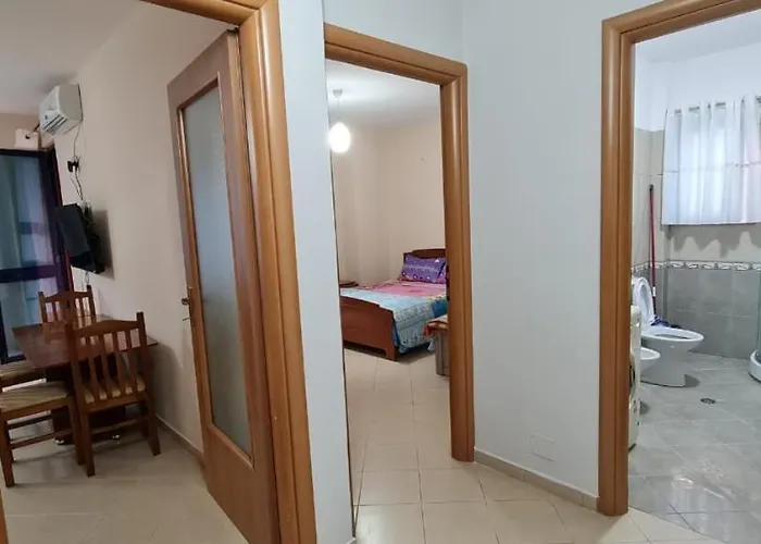 Miami Apartman Golem