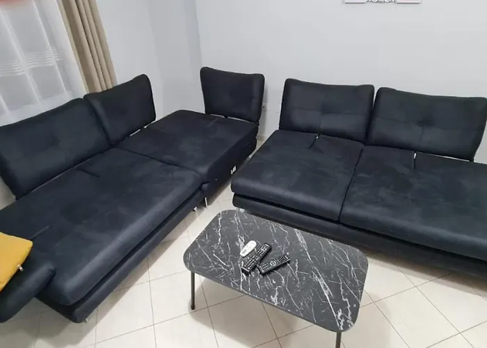 Miami Apartman Golem